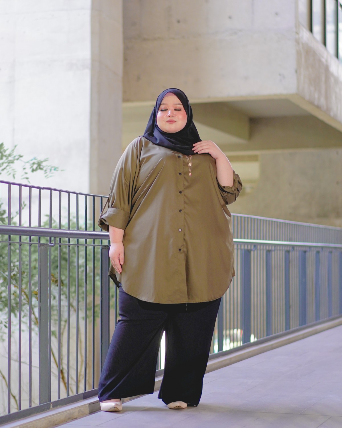 Nelly Long Shirt (Army Green)